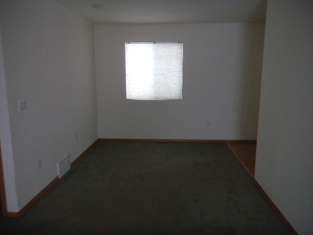 13512 East Piper Road Spokane, WA 99217 - Photo 4 of 20