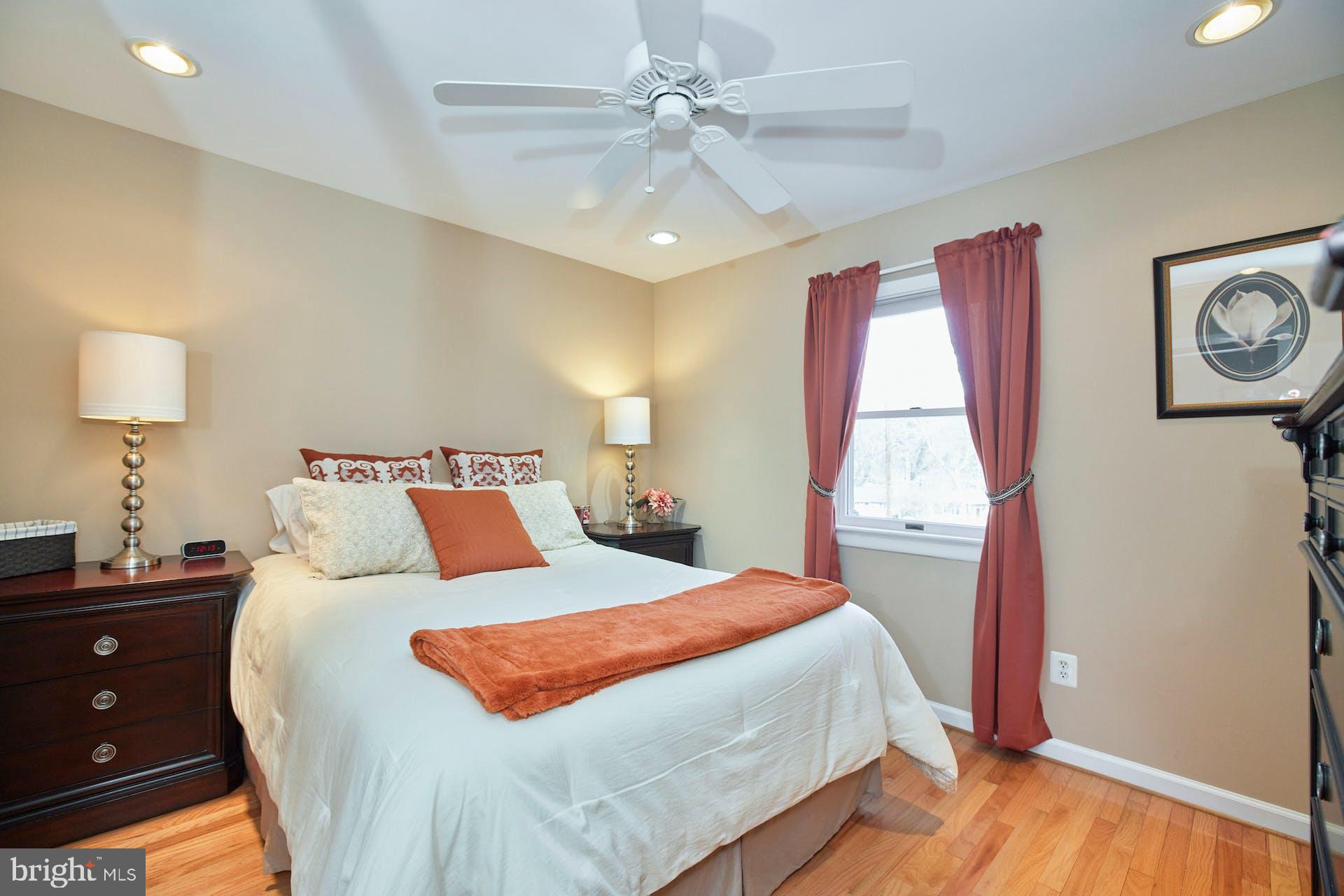 7613 Hamlet Street Springfield, VA 22151 - Photo 18 of 49 Second Bedroom