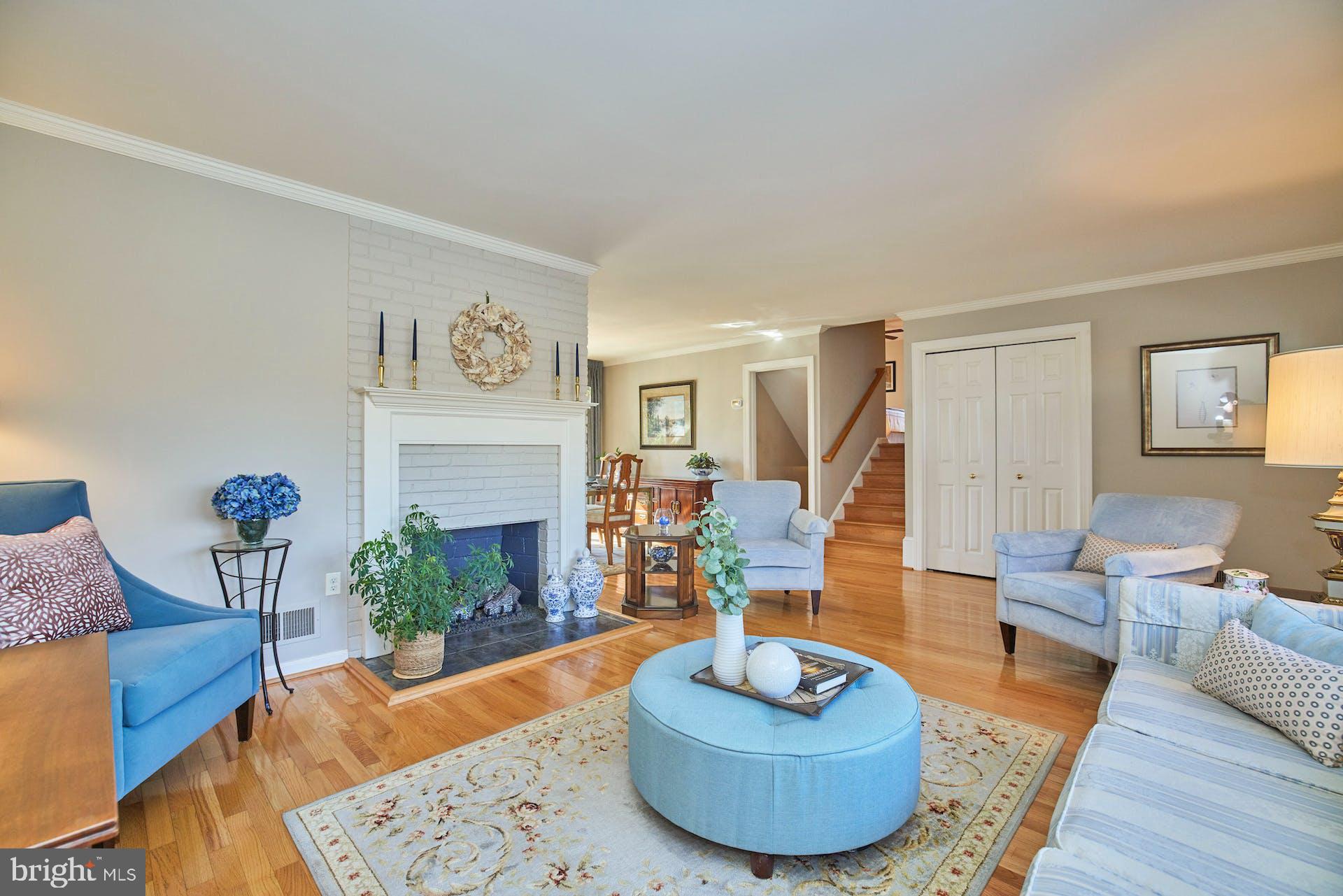 7613 Hamlet Street Springfield, VA 22151 - Photo 5 of 49 Gas Log Fireplace with wood mantel