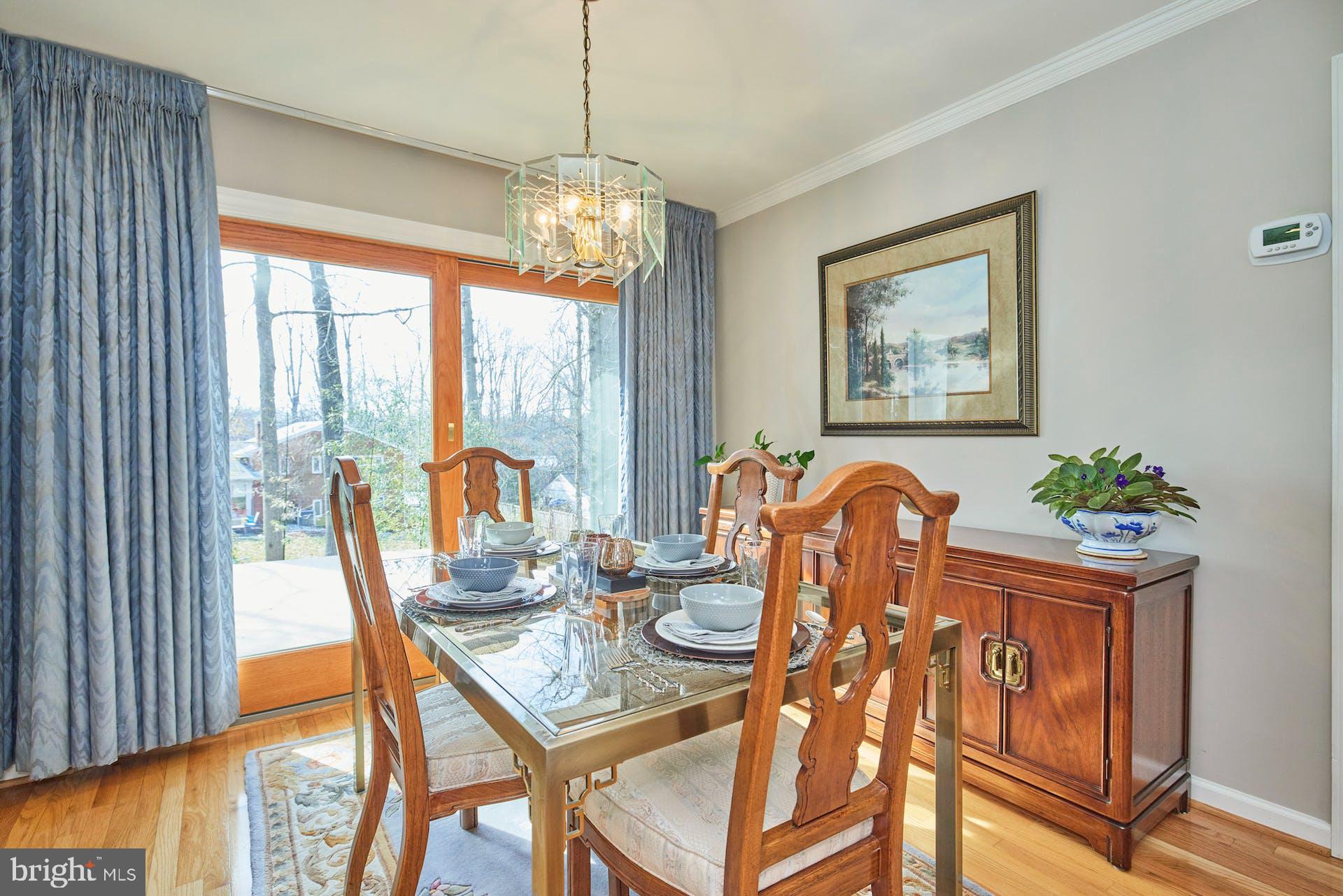 7613 Hamlet Street Springfield, VA 22151 - Photo 8 of 49 Dining Room