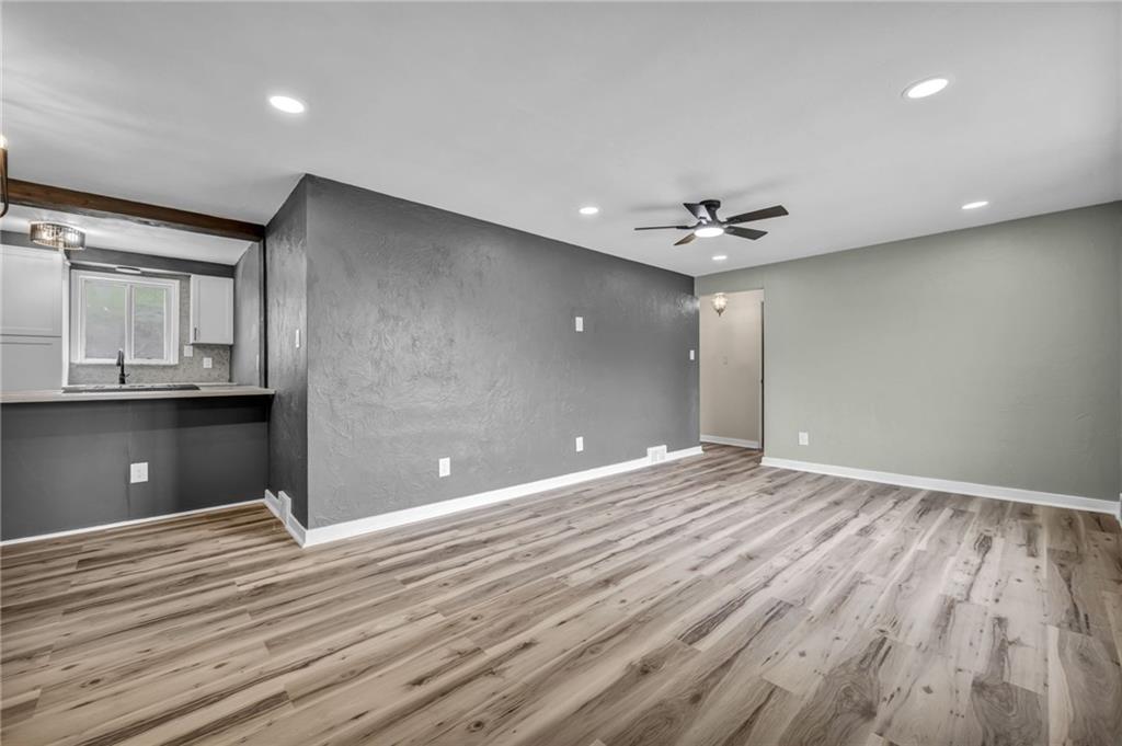 3757 Schuette Road Pittsburgh, PA 15227 - Photo 9 of 26 Gallery Image 9