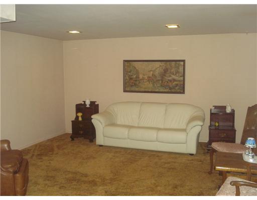 1744 Pembrook Road Springfield, OH 45504 - Photo 14 of 18