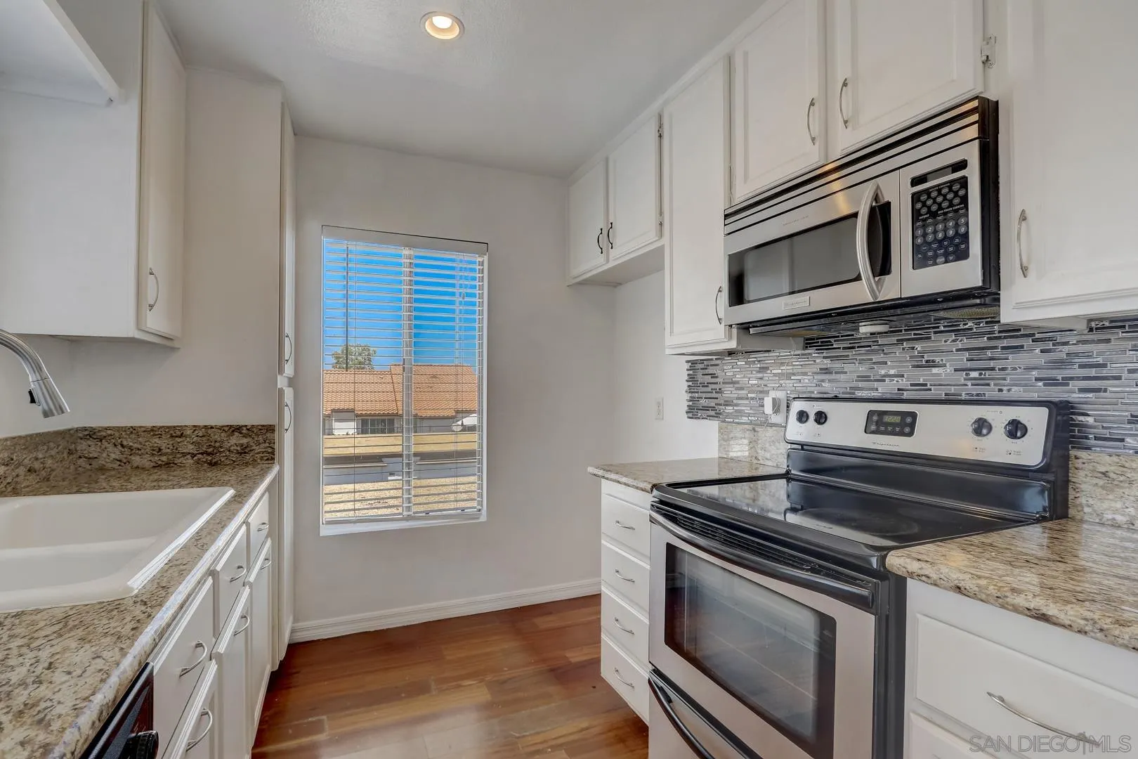 868 South Rancho Santa Fe Road, Unit F San Marcos, CA 92078 - Photo 12 of 18 Gallery Image 12