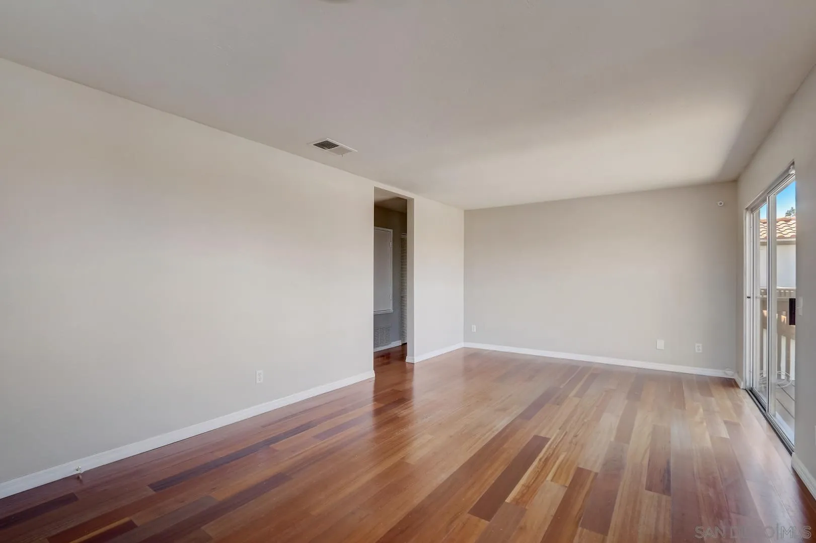 868 South Rancho Santa Fe Road, Unit F San Marcos, CA 92078 - Photo 6 of 18 Gallery Image 6