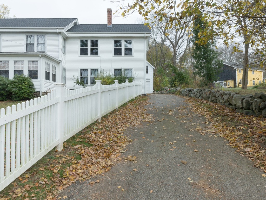 72 High Street, Unit B Topsfield, MA 01983 - Photo 21 of 22 Gallery Image 21