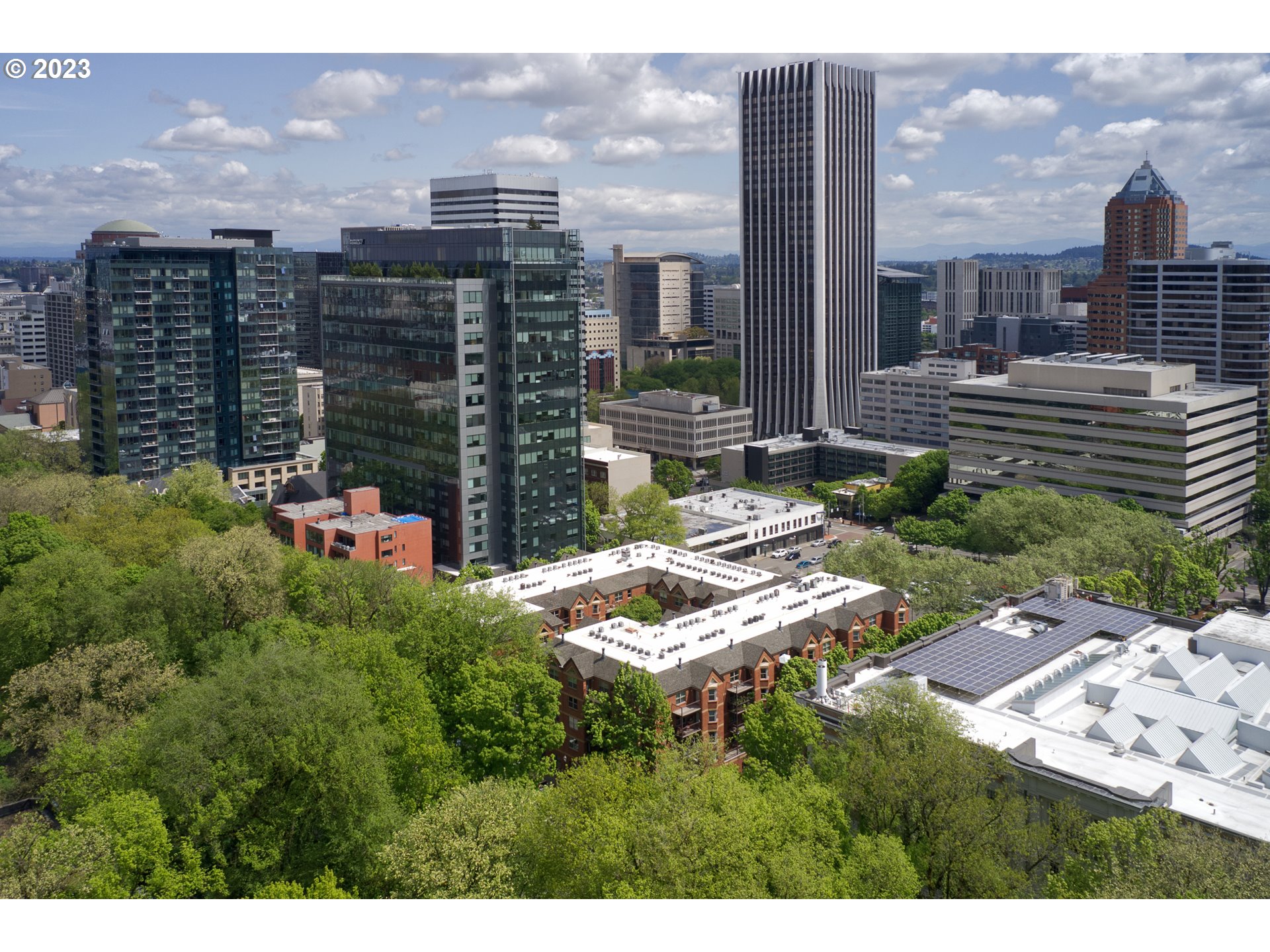 1500 Southwest Park Avenue, Unit 118 Portland, OR 97201 - Photo 30 of 30 a view of city with tall buildings