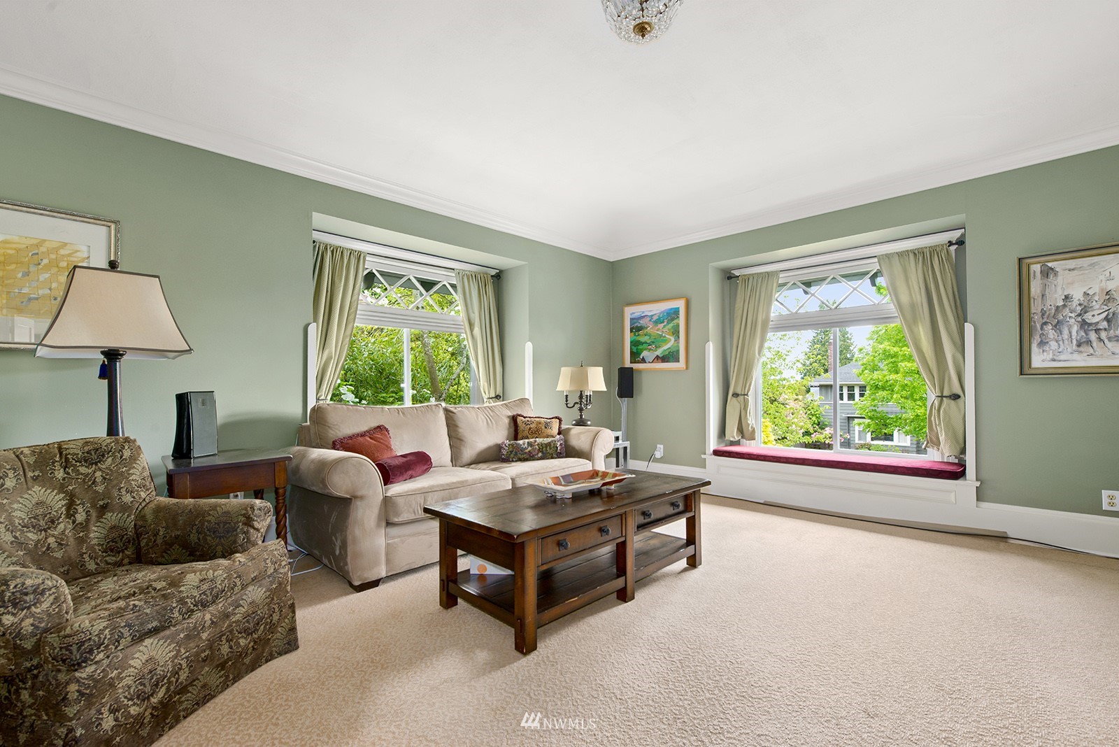 945 17th Avenue East Seattle, WA 98112 - Photo 28 of 40 a living room with furniture and a large window