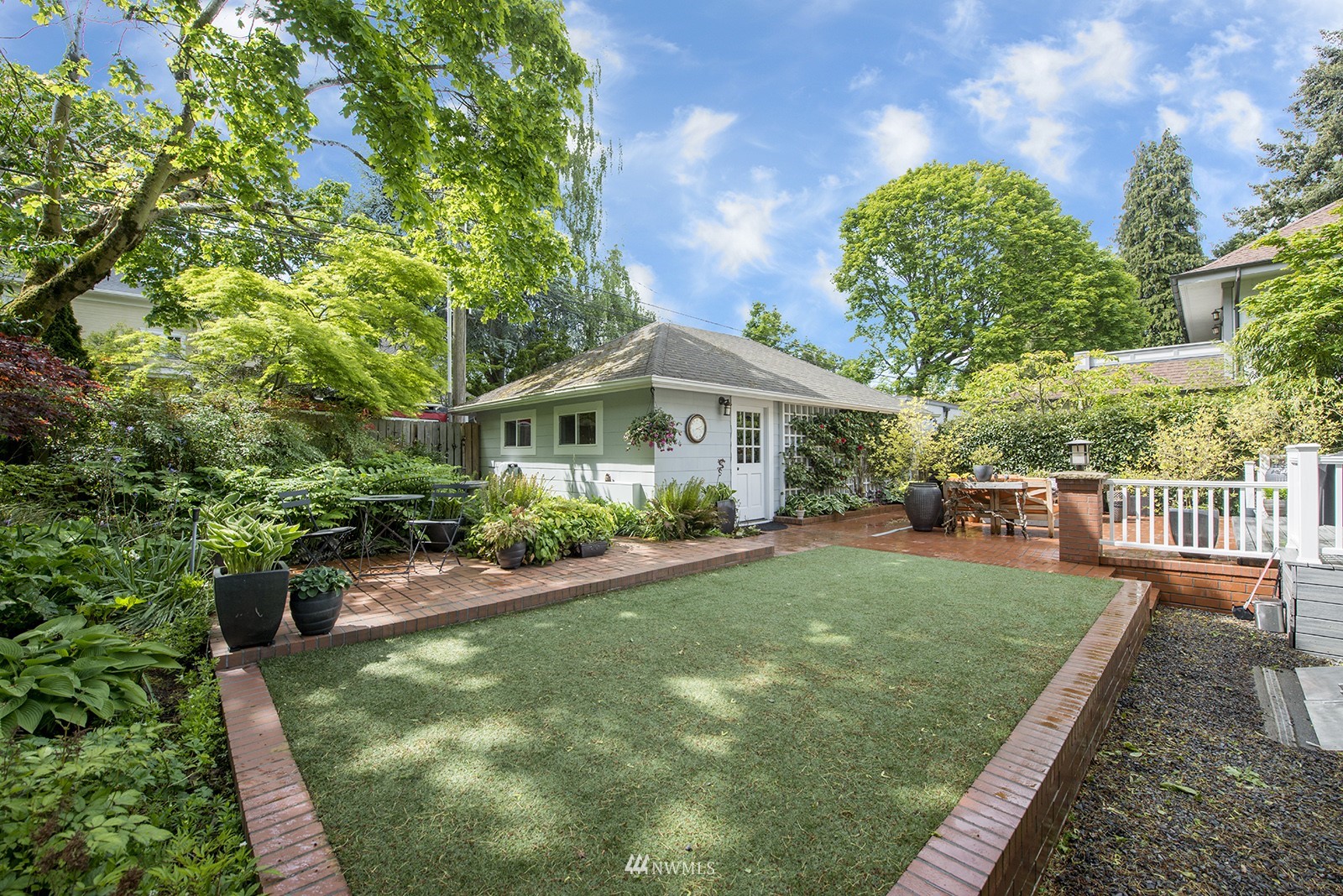 945 17th Avenue East Seattle, WA 98112 - Photo 39 of 40