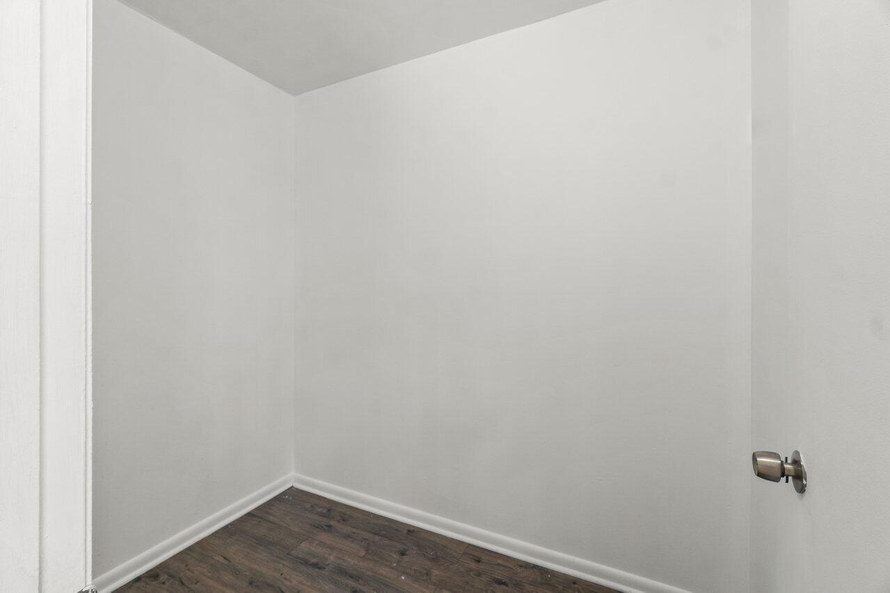 3014 Southwest 21st Terrace, Unit 352B Delray Beach, FL 33445 - Photo 23 of 26 a view of a small space