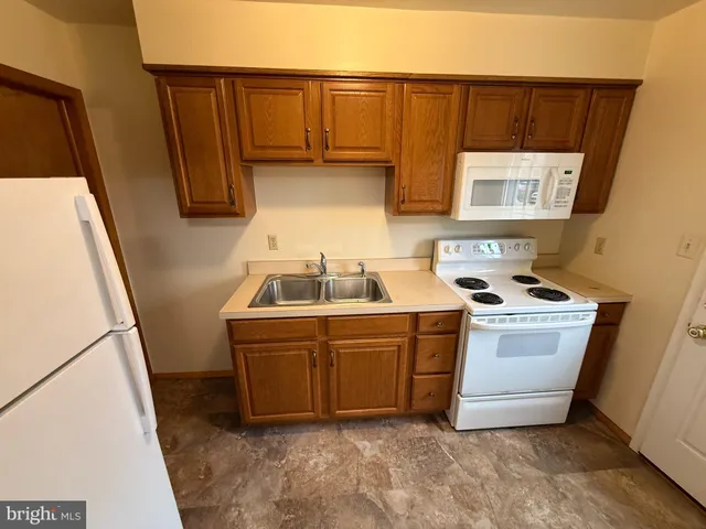$1,125 | 114 West Vine Street, Unit A, Camp Hill, PA 17011