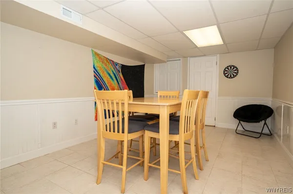 $469,999 | 25 Cranburne Court, Amherst, NY 14221