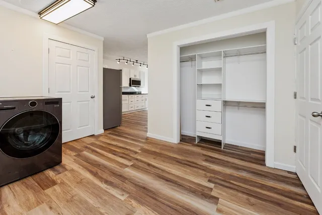 a view of a storage & utility room