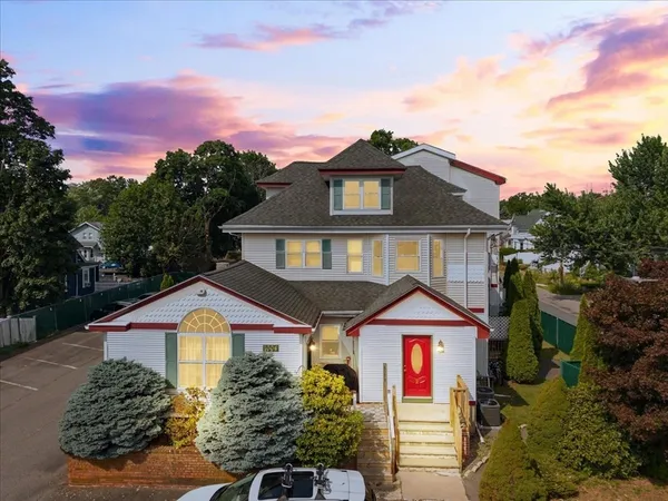 $289,900 | 1004 North Main Street, Unit 2, Brockton, MA 02301
