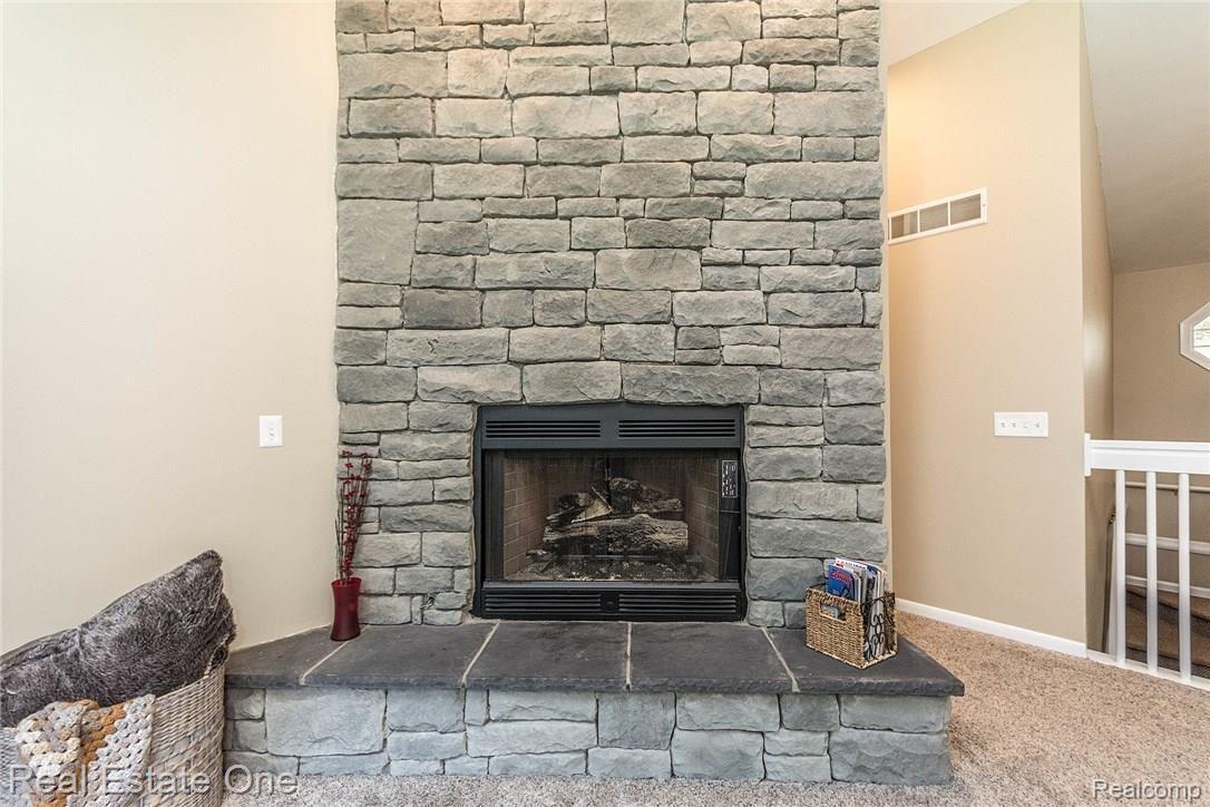 7784 South Eston Road Clarkston, MI 48348 - Photo 10 of 38 11.jpg