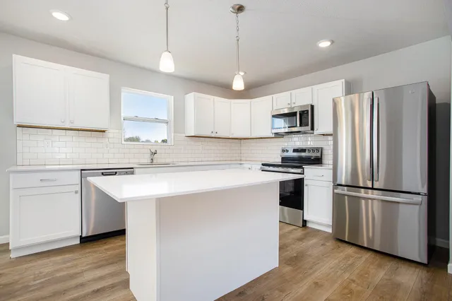 $349,900 | 8816 East Sturtevant Avenue, Richland, MI 49083