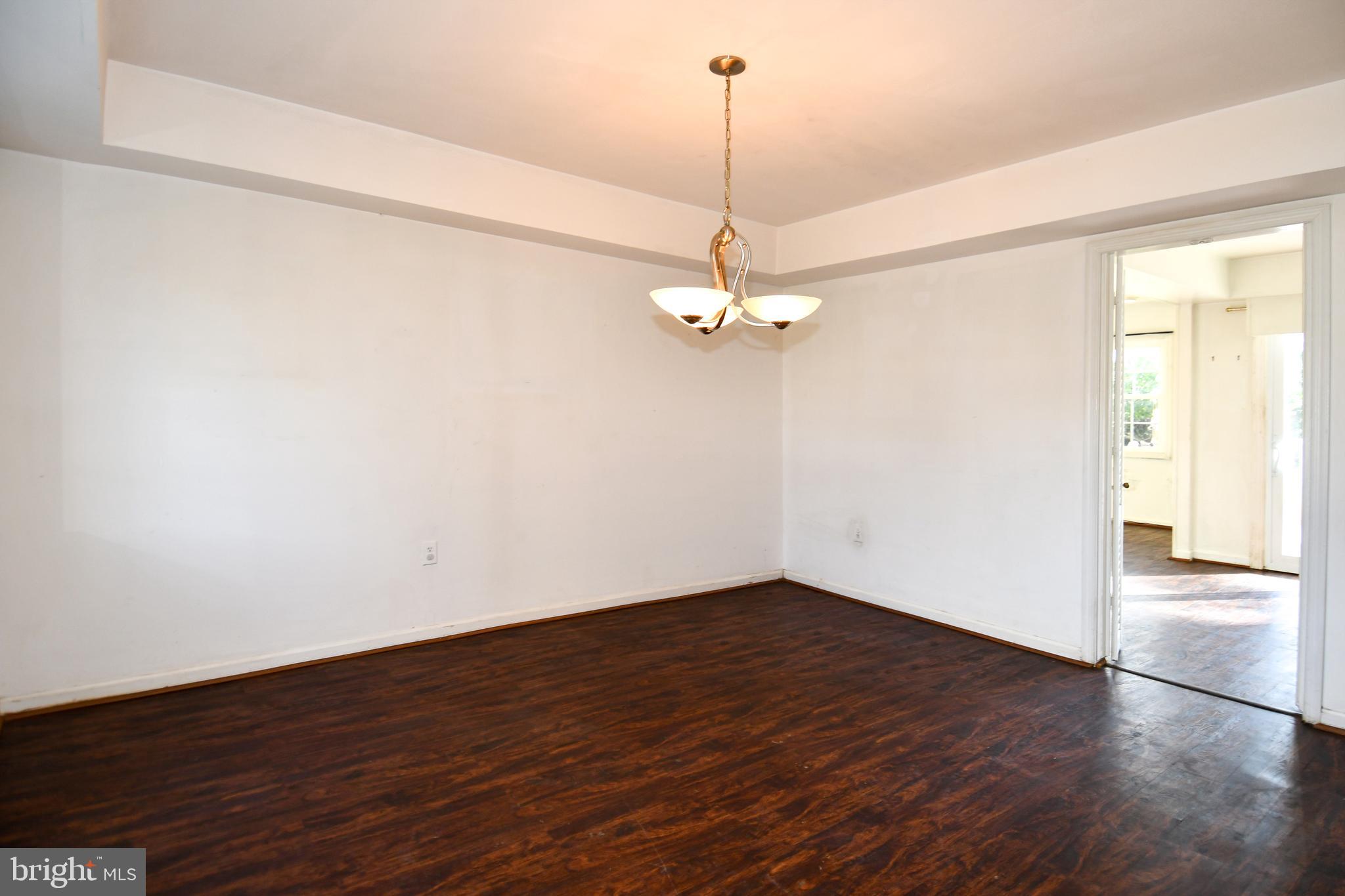 6 Beechvue Court Silver Spring, MD 20906 - Photo 10 of 42 Dining Room