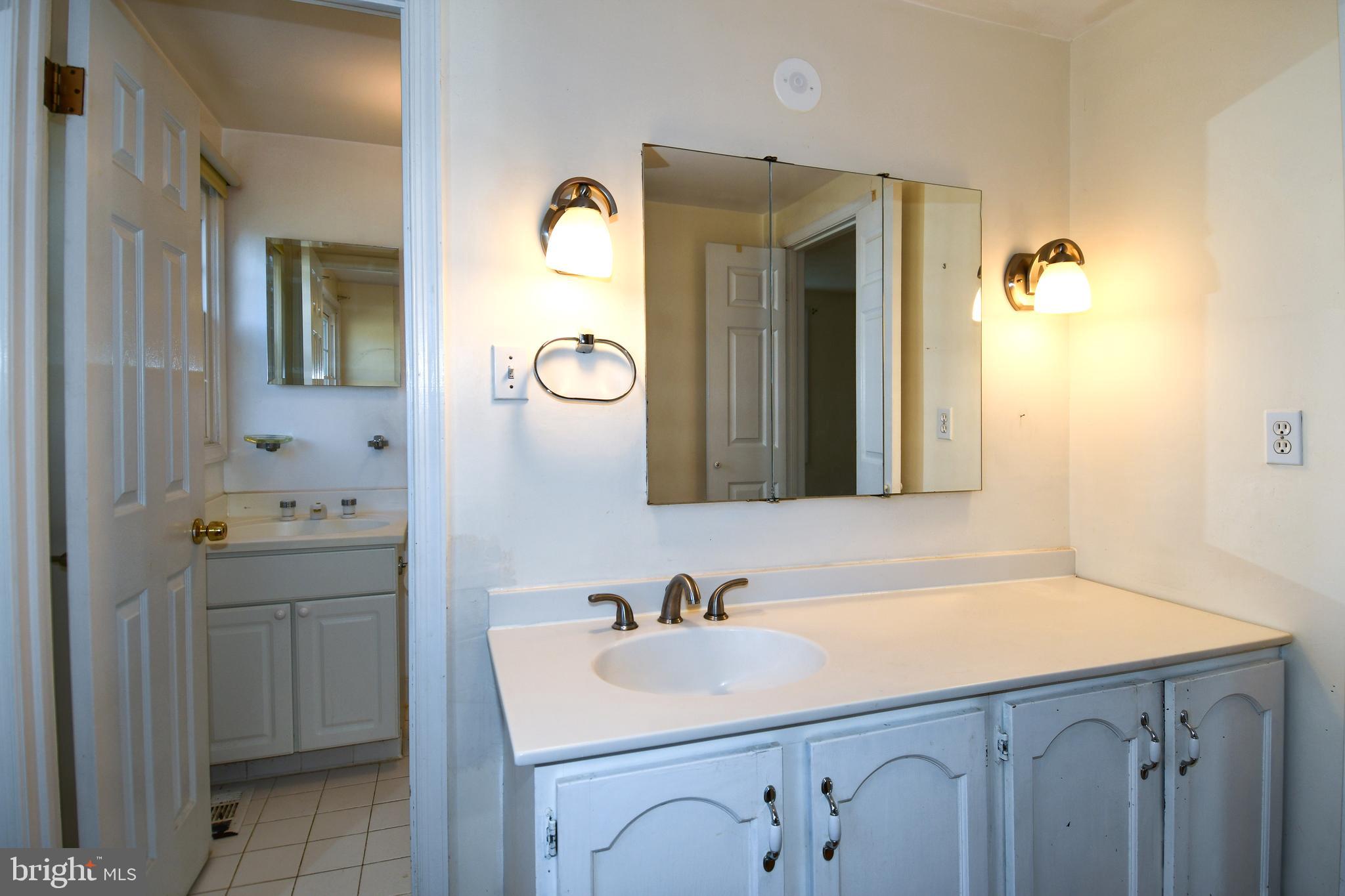 6 Beechvue Court Silver Spring, MD 20906 - Photo 24 of 42 Primary bathroom