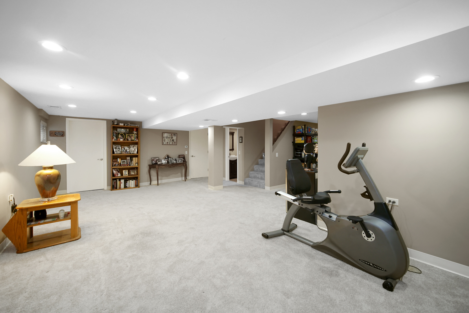 1102 Compton Point Addison, IL 60101 - Photo 23 of 34 a room with gym equipment and white walls
