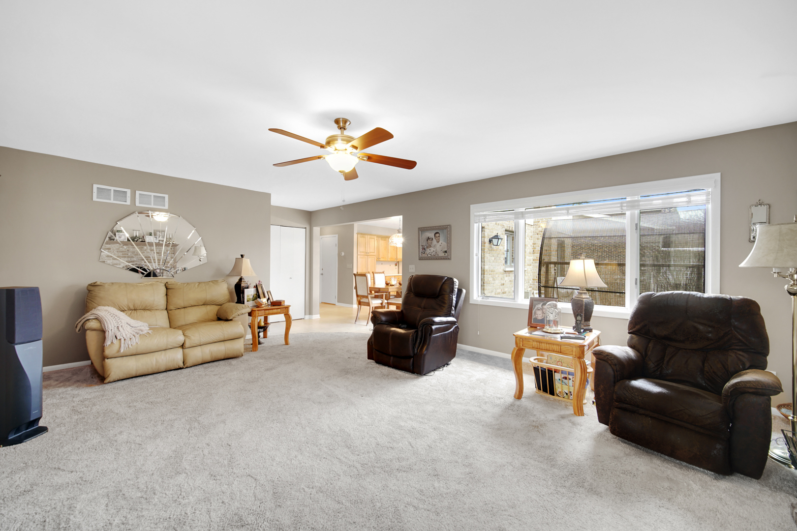 1102 Compton Point Addison, IL 60101 - Photo 9 of 34 a living room with furniture and a large window