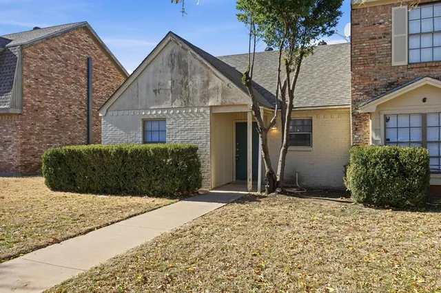 $1,100 | 246 Washington Boulevard, Abilene, TX 79601