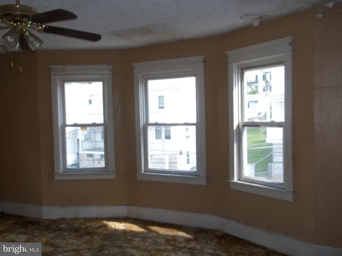 135 East Ruddle Street Coaldale, PA 18218 - Photo 8 of 16