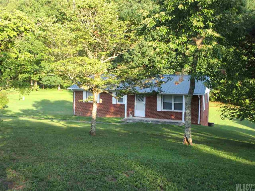 4258 Hartland Road Lenoir, NC 28645 - Photo 2 of 17 Gallery Image 2
