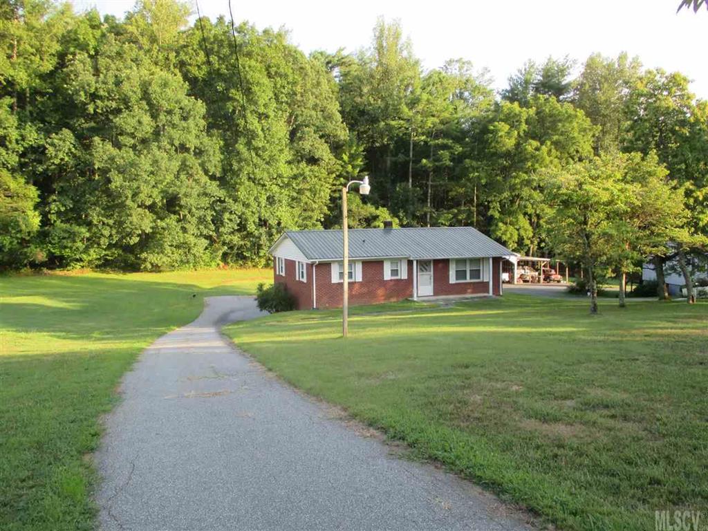 4258 Hartland Road Lenoir, NC 28645 - Photo 11 of 17 Gallery Image 11