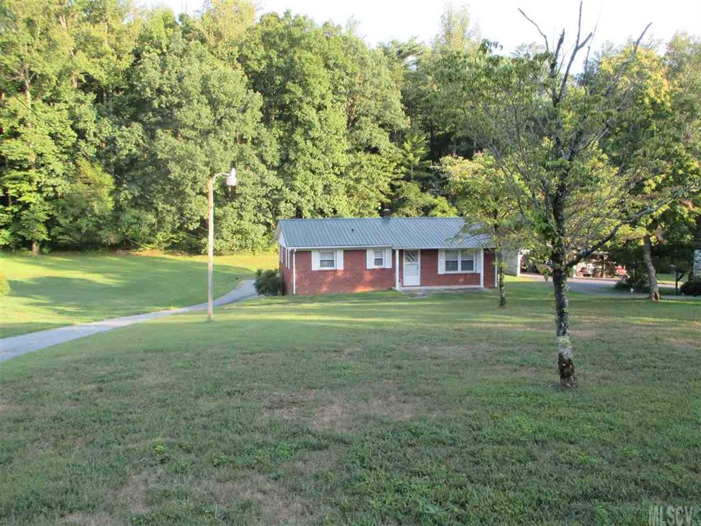 4258 Hartland Road Lenoir, NC 28645 - Photo 10 of 17 Gallery Image 10