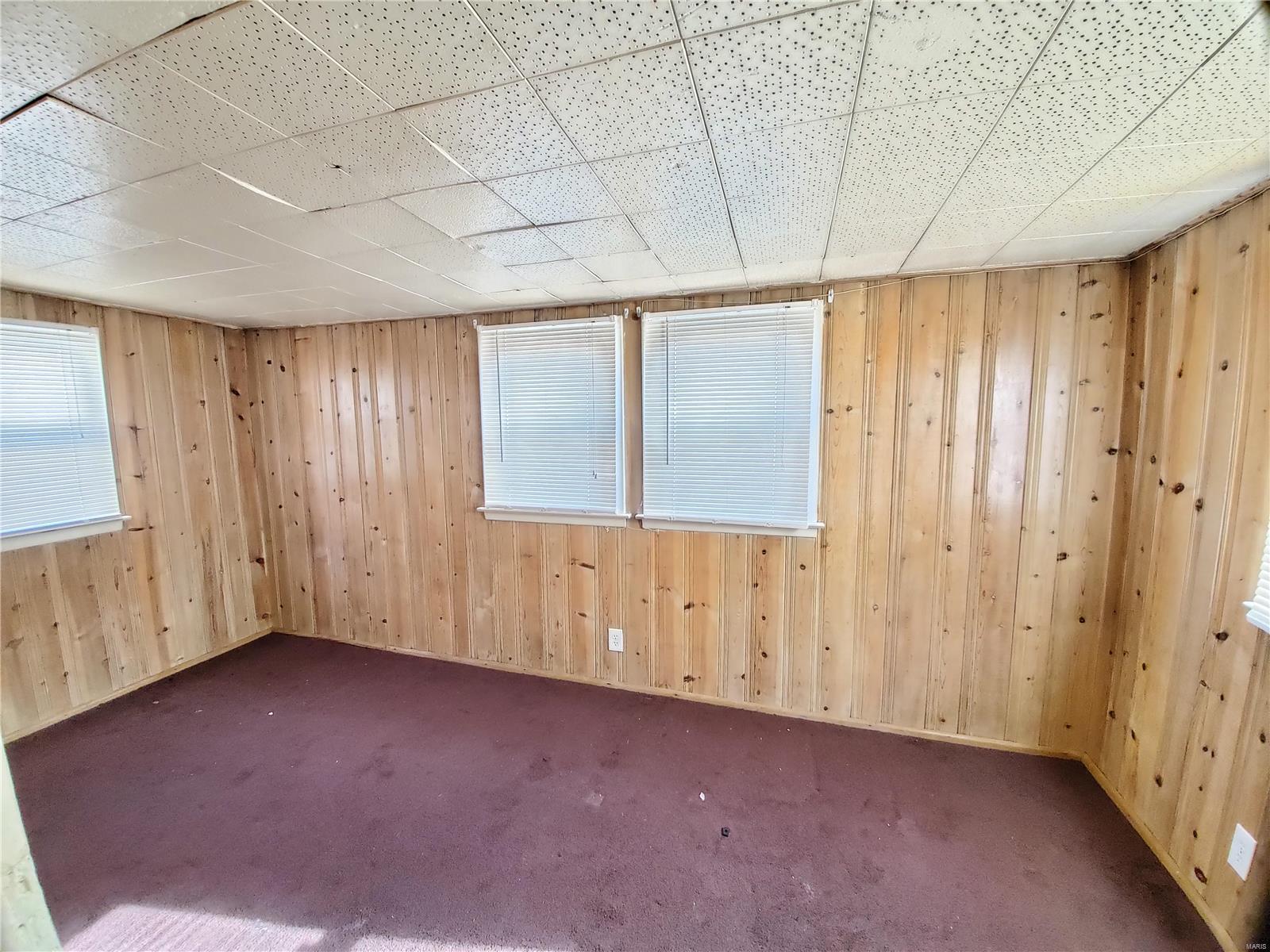 5622 Lucas And Hunt Road St. Louis, MO 63136 - Photo 8 of 12 Gallery Image 8