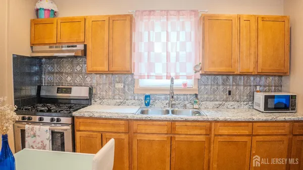 $690,000 | 578 Sayre Avenue, Perth Amboy, NJ 08861