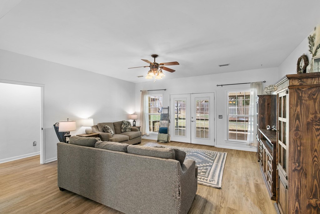 115 Walden Pond Road Headland, AL 36345 - Photo 5 of 47