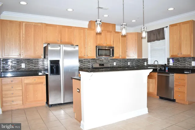 $3,000 | 324 Scott Street, Baltimore, MD 21230