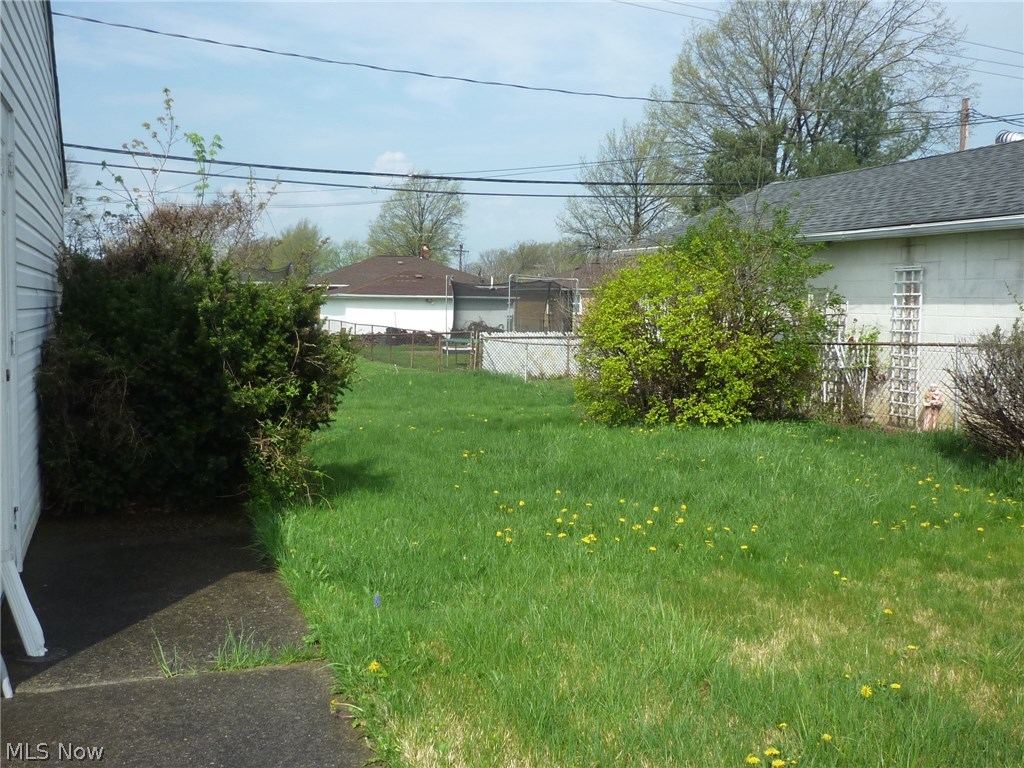 796 Glenhurst Road Willowick, OH 44095 - Photo 5 of 15