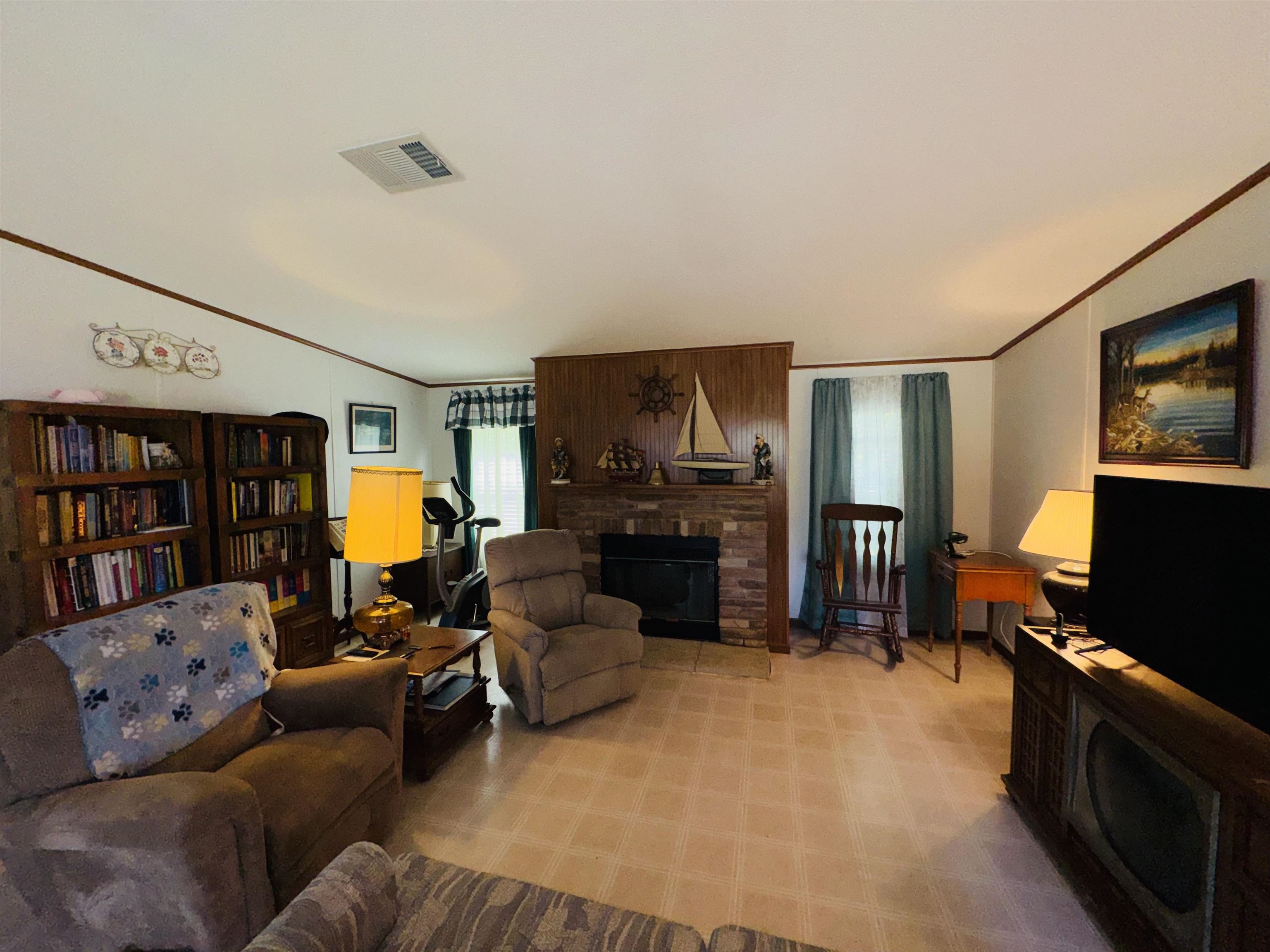 4862 Northeast Bellville Road Pinetta, FL 32350 - Photo 9 of 44