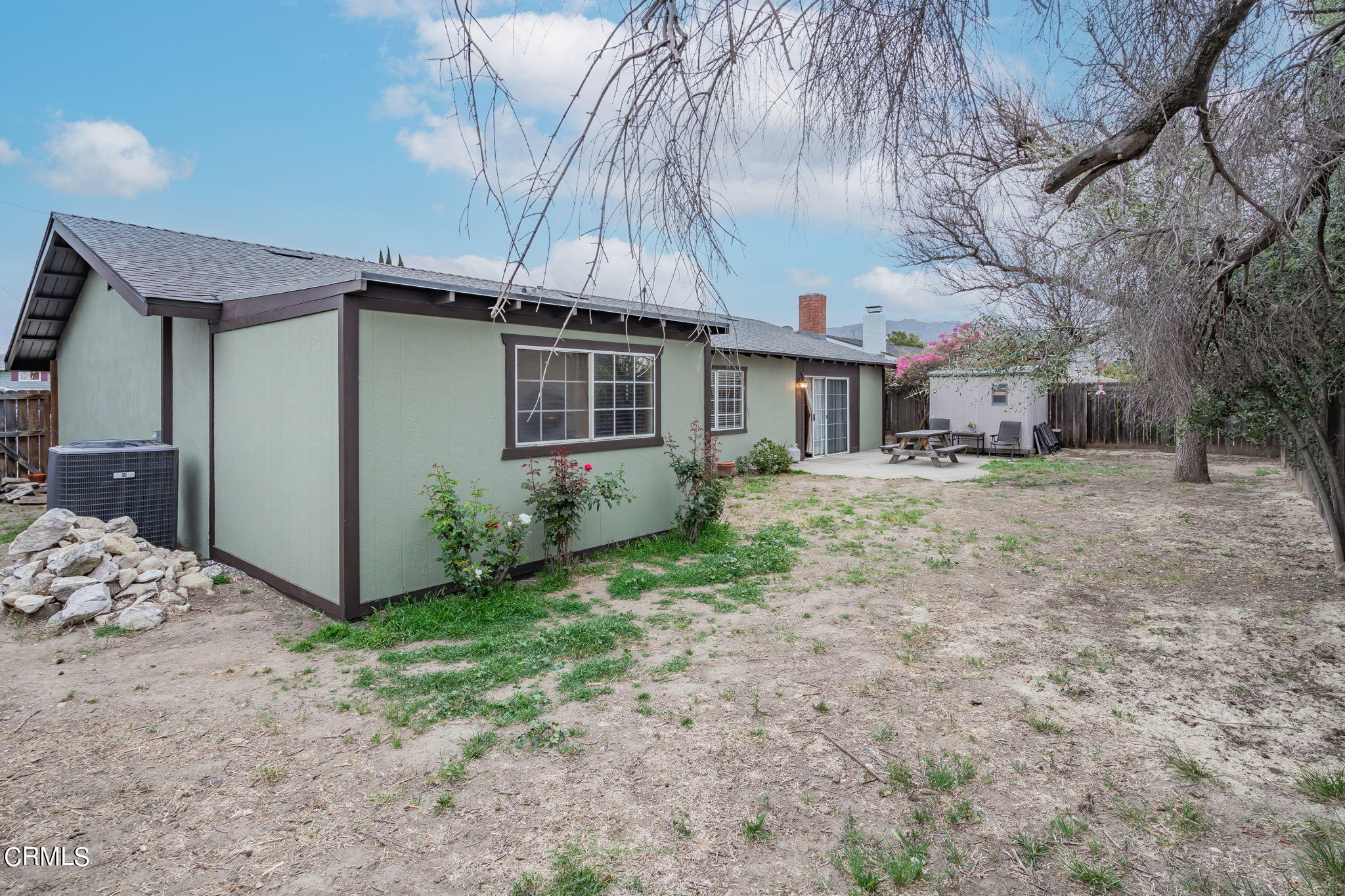 1165 Roldan Avenue Simi Valley, CA 93065 - Photo 48 of 50 .