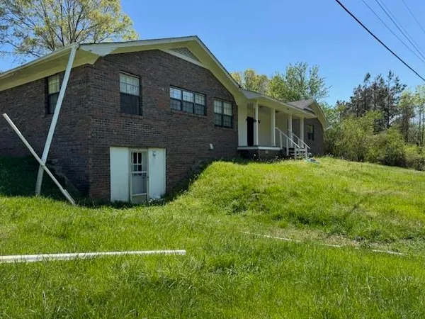 $385,000 | 1150 Pocahontas Road, Pocahontas, TN 38061