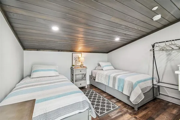 $2,750 | 1523 Bayshore Boulevard, Unit 3, Dunedin, FL 34698