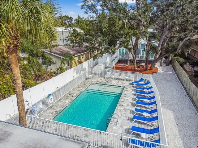 $2,750 | 1523 Bayshore Boulevard, Unit 3, Dunedin, FL 34698