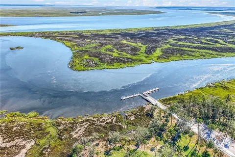 $825,000 | 289 Heron Crk Drive, Richmond Hill, GA 31324