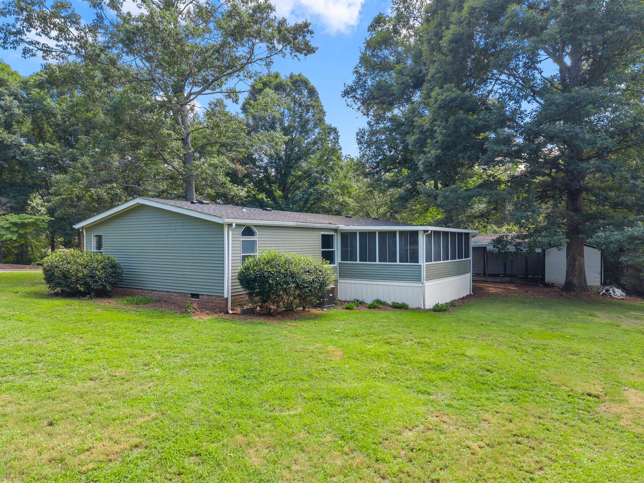 208 Red Raven Drive Greer, SC 29651 - Photo 37 of 39