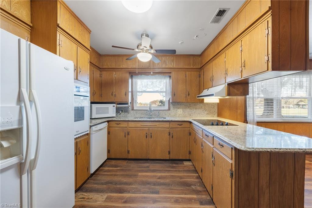 2644 Smithtown Road East Bend, NC 27018 - Photo 32 of 49