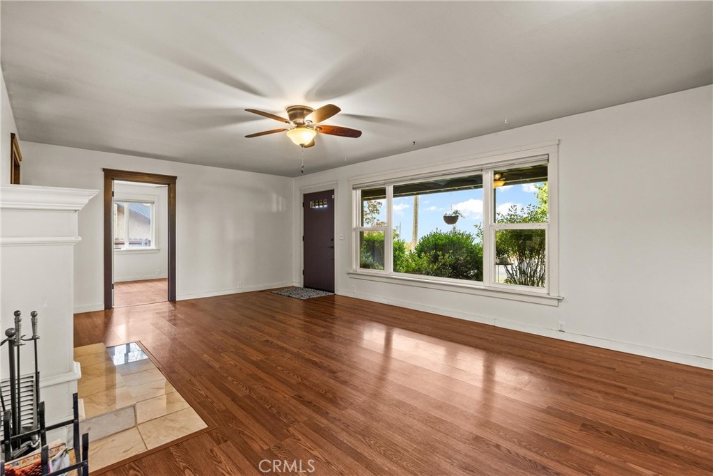5416 Foster Road Paradise, CA 95969 - Photo 12 of 30 a view of empty room with wooden floor and fan