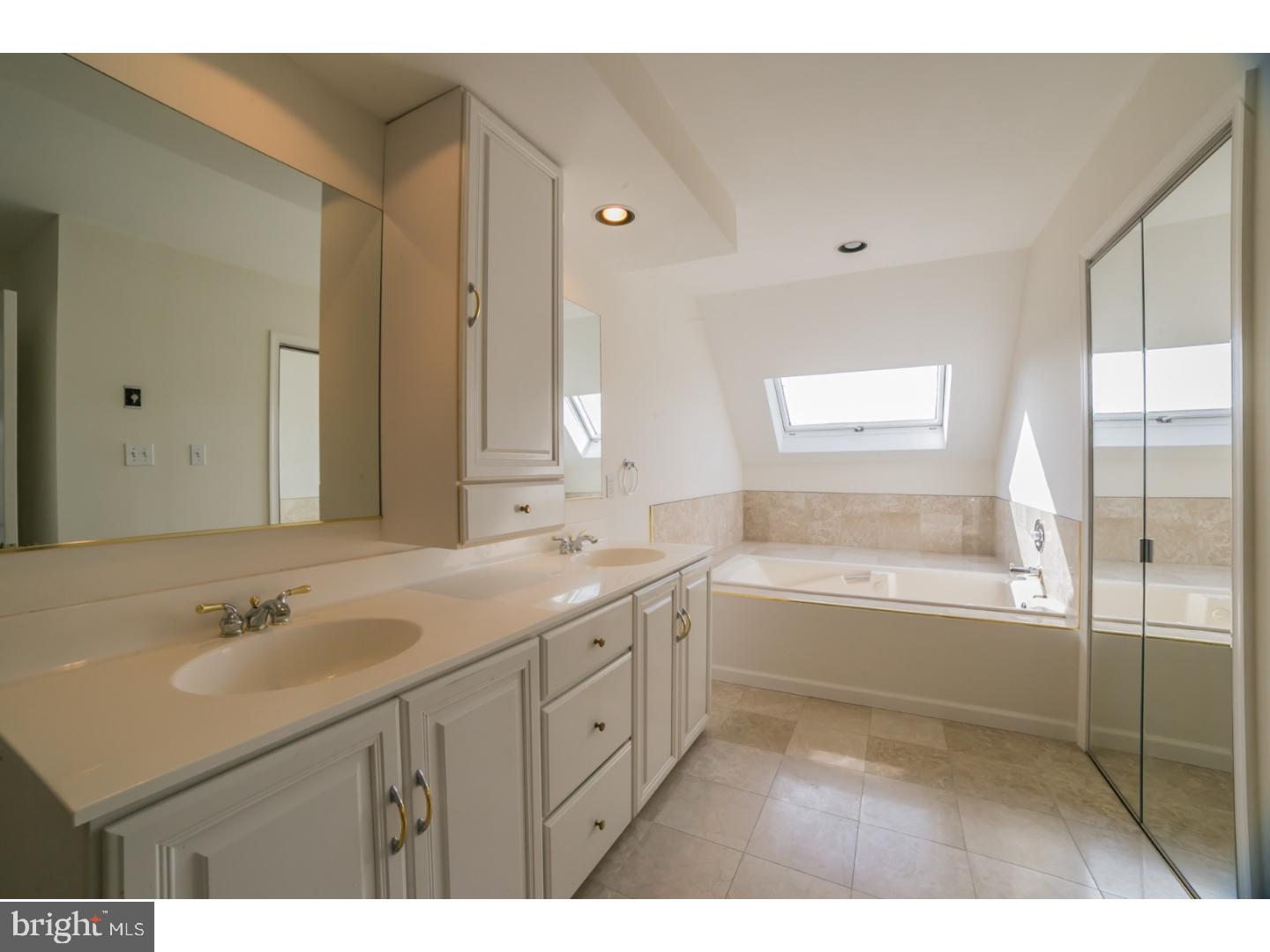55 Wellfleet Lane Wayne, PA 19087 - Photo 18 of 25 Master Bathroom