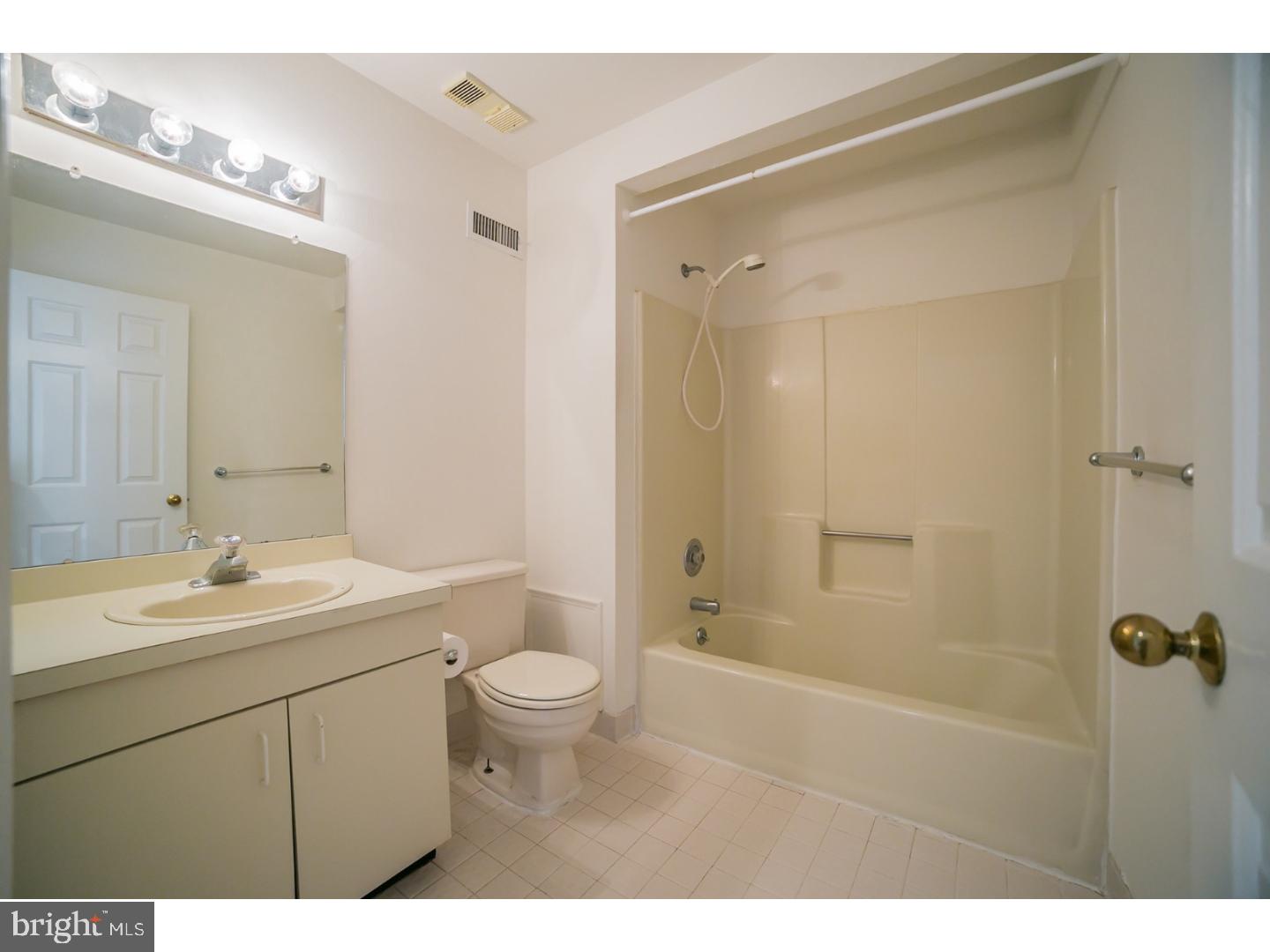 55 Wellfleet Lane Wayne, PA 19087 - Photo 21 of 25 Bathroom