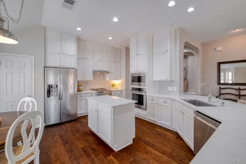 $725,000 | 7004 High Bluff Trail, Round Rock, TX 78681