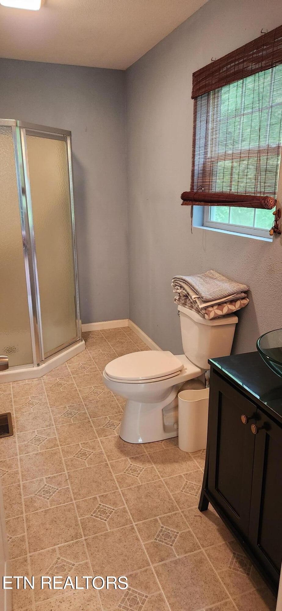 2457 Topside Road Louisville, TN 37777 - Photo 12 of 25 Gallery Image 12