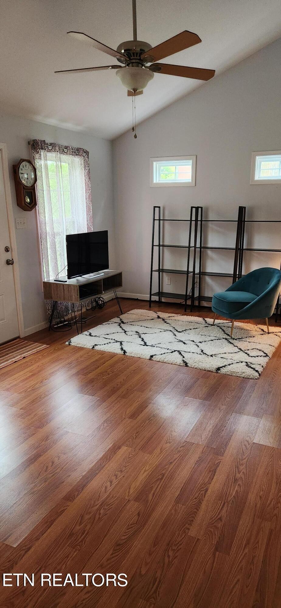 2457 Topside Road Louisville, TN 37777 - Photo 18 of 25 Gallery Image 18