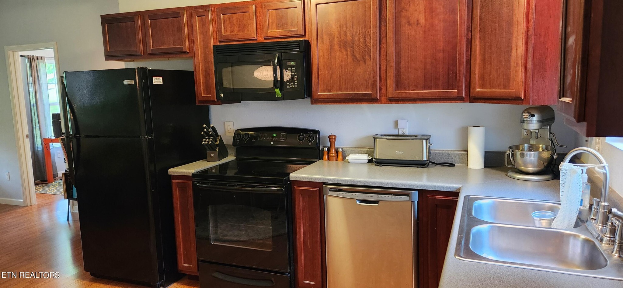2457 Topside Road Louisville, TN 37777 - Photo 6 of 25 Gallery Image 6