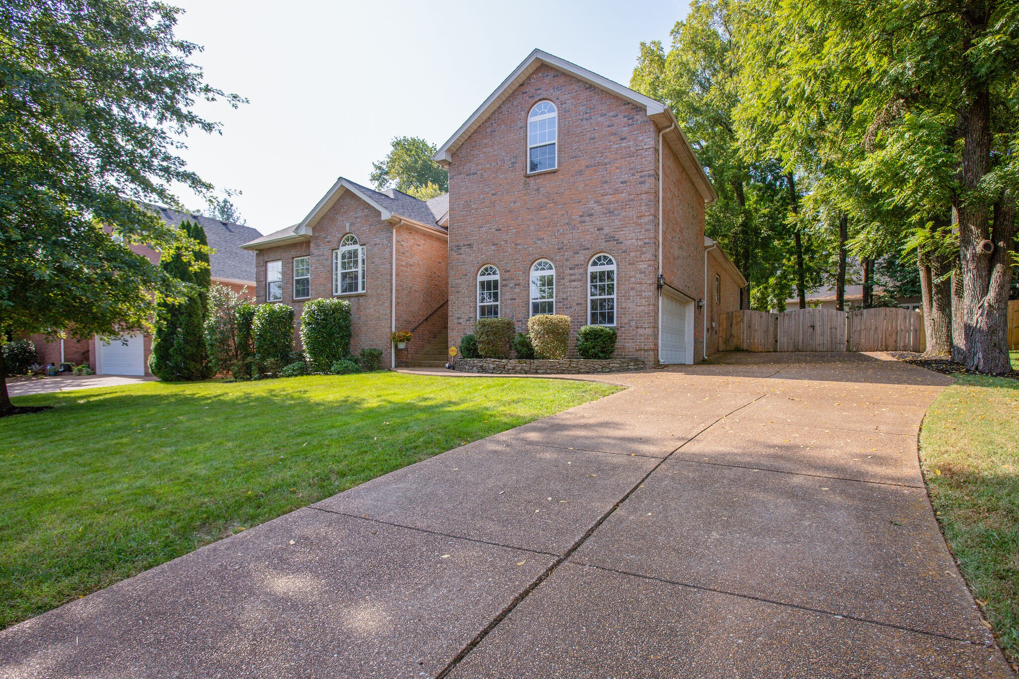 1605 Inverness Drive Spring Hill, TN 37174 - Photo 3 of 32 Gallery Image 3