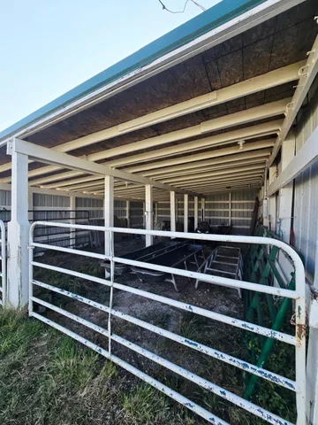 $480,000 | 2871 Mexico Ridge Road, Bennington, IN 47011